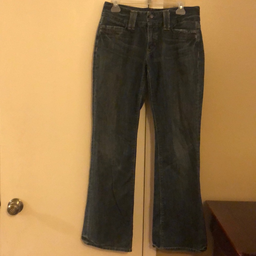 Gap curvy low rise boot cut jeans, size 8